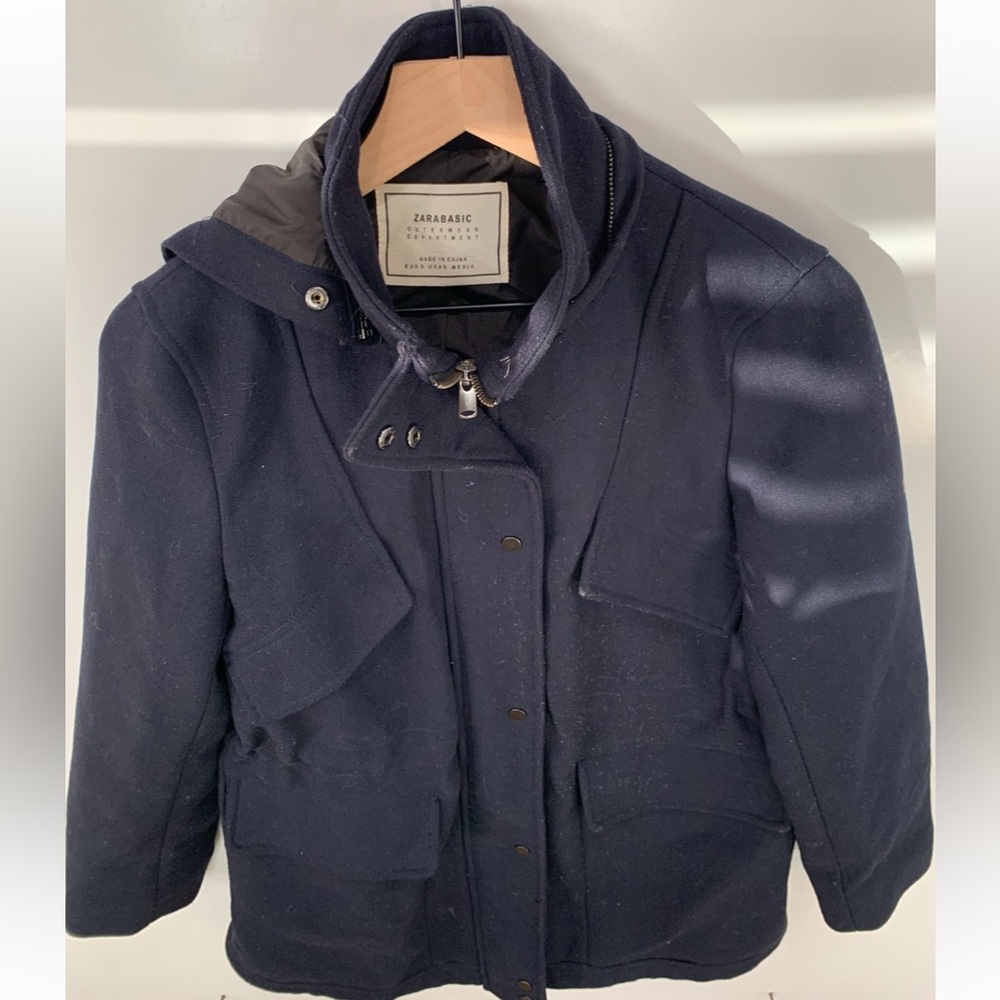 "ZARABASIC MAN OUTERWEAR ESSENTIALS jacket size S.